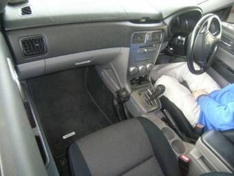 2005 Subaru Forester Photos