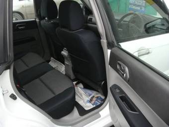 2005 Subaru Forester Pictures
