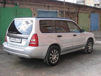 2005 Subaru Forester Pics