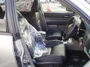 2005 Subaru Forester Pictures