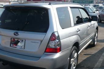 2005 Subaru Forester Photos