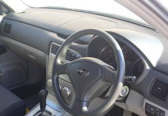 2005 Subaru Forester Photos