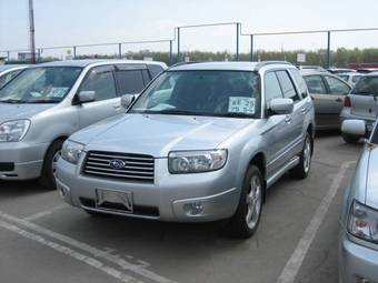 2005 Subaru Forester Pictures