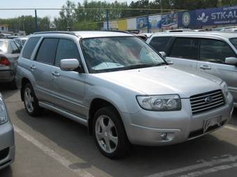2005 Subaru Forester Pictures