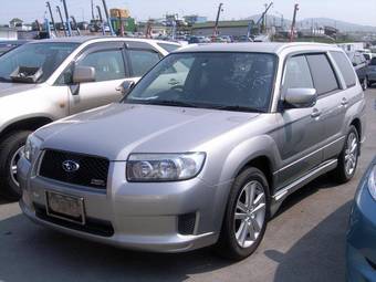 2005 Subaru Forester Photos