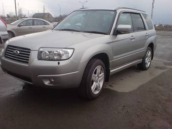 2005 Subaru Forester Pictures