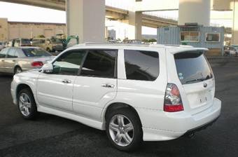 2005 Subaru Forester Pictures