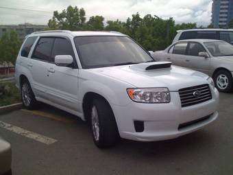 2005 Subaru Forester Pictures