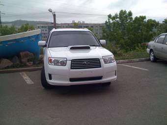 2005 Subaru Forester Pictures