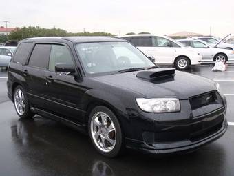 2005 Subaru Forester Pictures