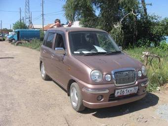 2005 Subaru Forester Pictures