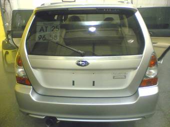 2005 Subaru Forester Pictures