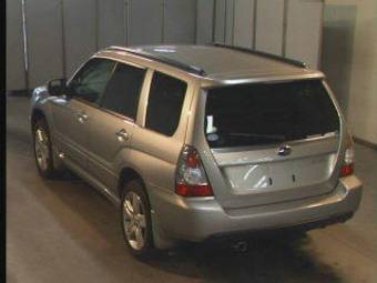 2005 Subaru Forester Photos