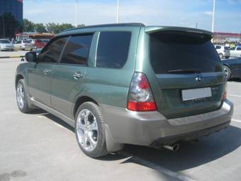 2005 Subaru Forester Photos