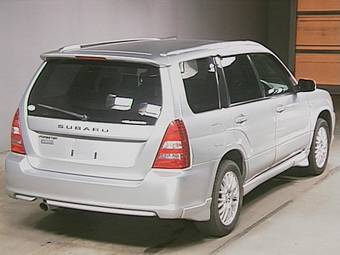 2005 Subaru Forester Pictures