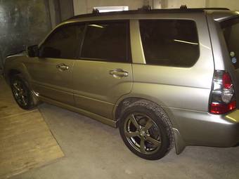 2005 Subaru Forester Pictures