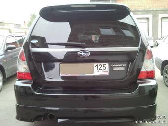 2005 Subaru Forester Pictures
