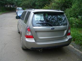 2005 Subaru Forester Photos