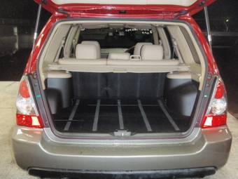 2005 Subaru Forester Photos