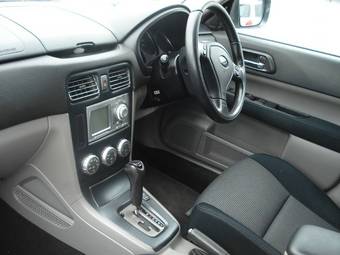 2005 Subaru Forester Pictures