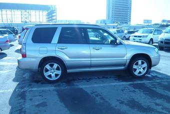 2005 Subaru Forester Photos