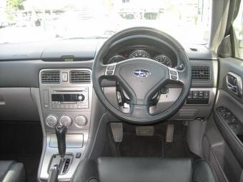 2005 Subaru Forester Pictures
