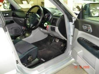 2005 Subaru Forester Pictures