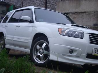 2005 Subaru Forester Photos