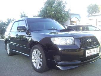 2005 Subaru Forester Pictures