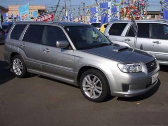 2005 Subaru Forester Photos