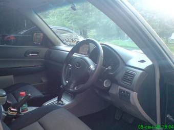 2005 Subaru Forester Pictures