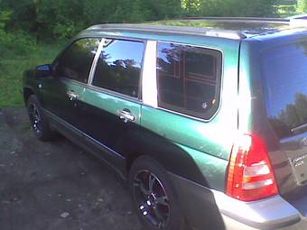 2005 Subaru Forester Pictures