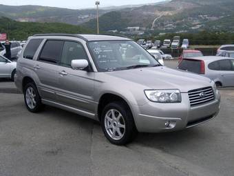 2005 Subaru Forester Pictures