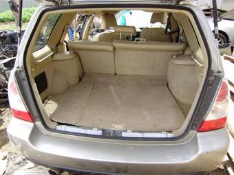 2005 Subaru Forester Photos