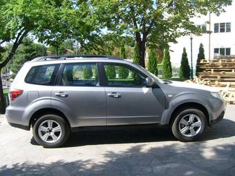 2009 Subaru Forester Pictures