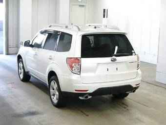 2010 Subaru Forester Pictures