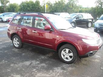 2010 Subaru Forester Pictures