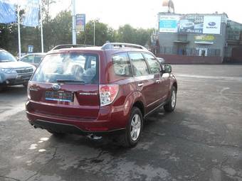 2010 Subaru Forester Photos