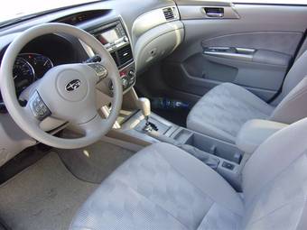 2010 Subaru Forester Pics
