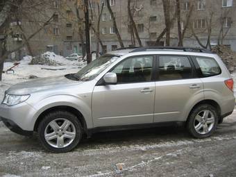 2010 Subaru Forester Pictures