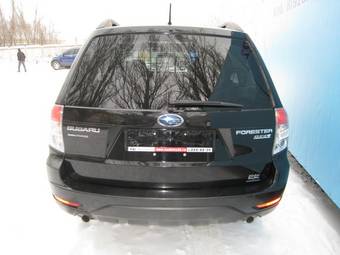 2010 Subaru Forester Pics