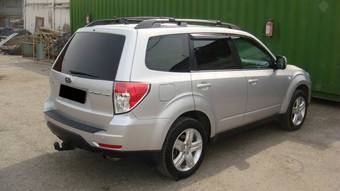 2010 Subaru Forester Images