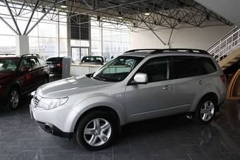 2010 Subaru Forester Photos