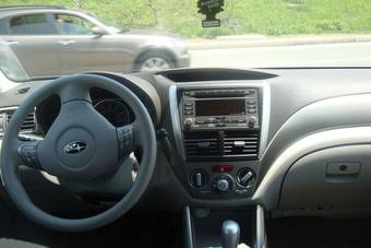 2010 Subaru Forester Pics