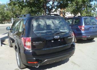 2011 Subaru Forester Photos