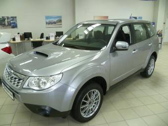 2011 Subaru Forester Photos