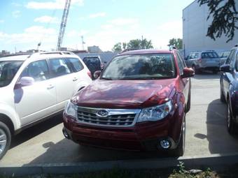 2011 Subaru Forester Pictures