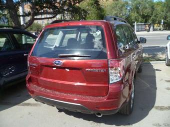 2011 Subaru Forester Pictures