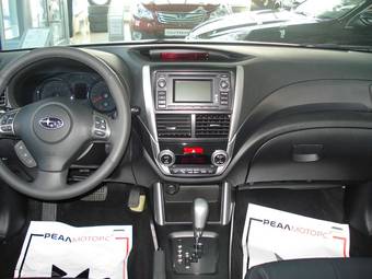 2011 Subaru Forester Images