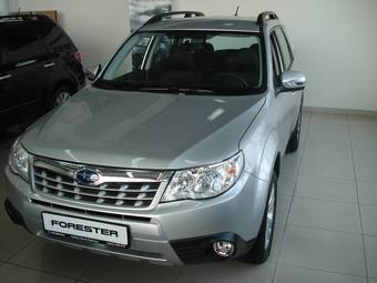 2011 Subaru Forester Pictures